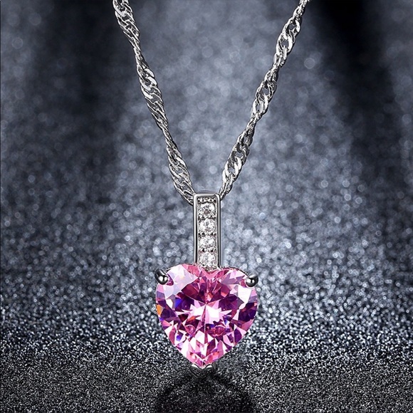 New Silver Heart Beautiful  Sapphire Necklace New - Picture 5 of 8